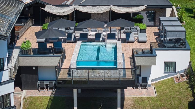 THE POOLHOUSE BOUTIQUE LODGE TOP°1 - Image 2