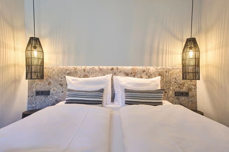 THE POOLHOUSE BOUTIQUE LODGE TOP°Studio - Image 5