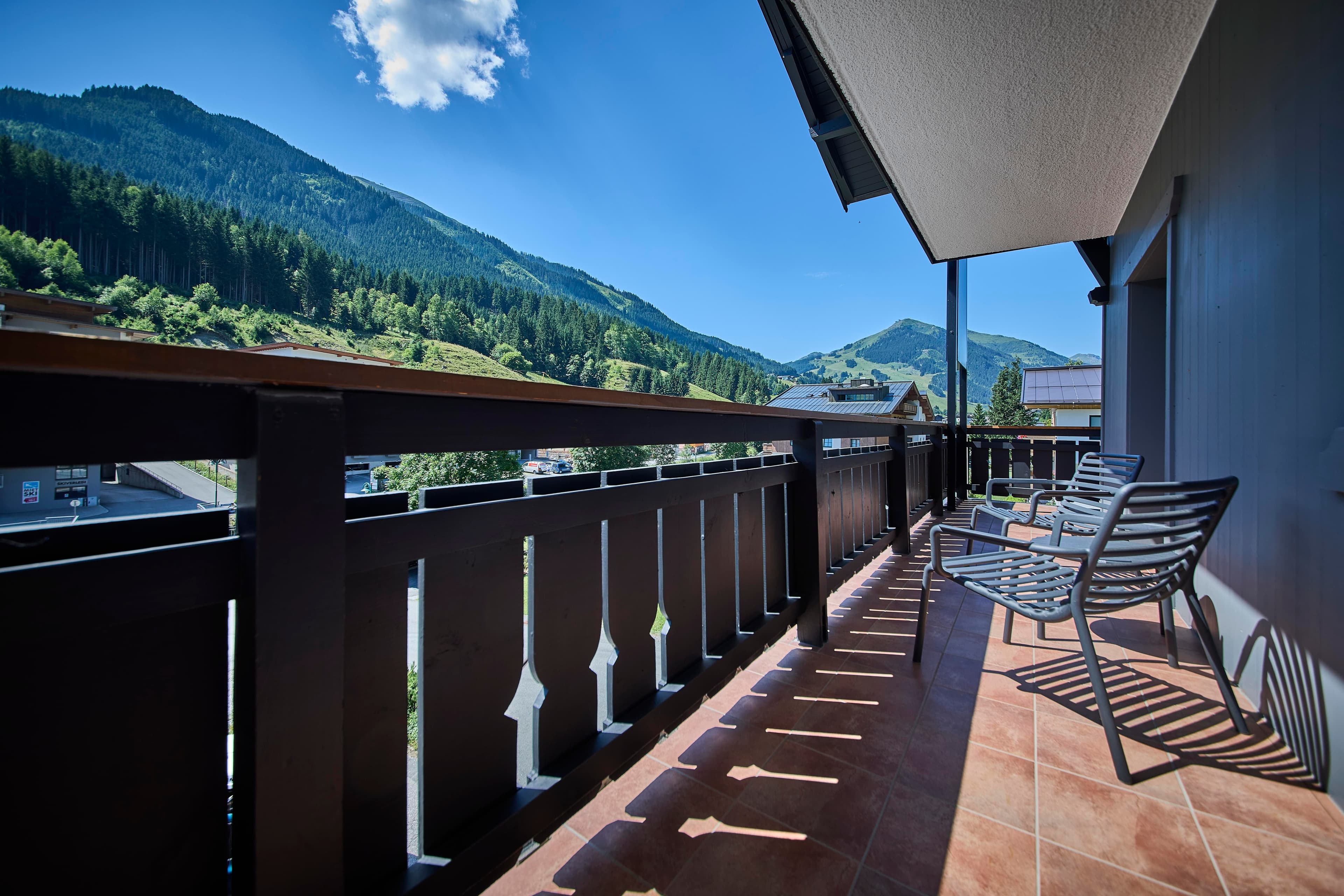 THE POOLHOUSE BOUTIQUE LODGE TOP°4 - 6