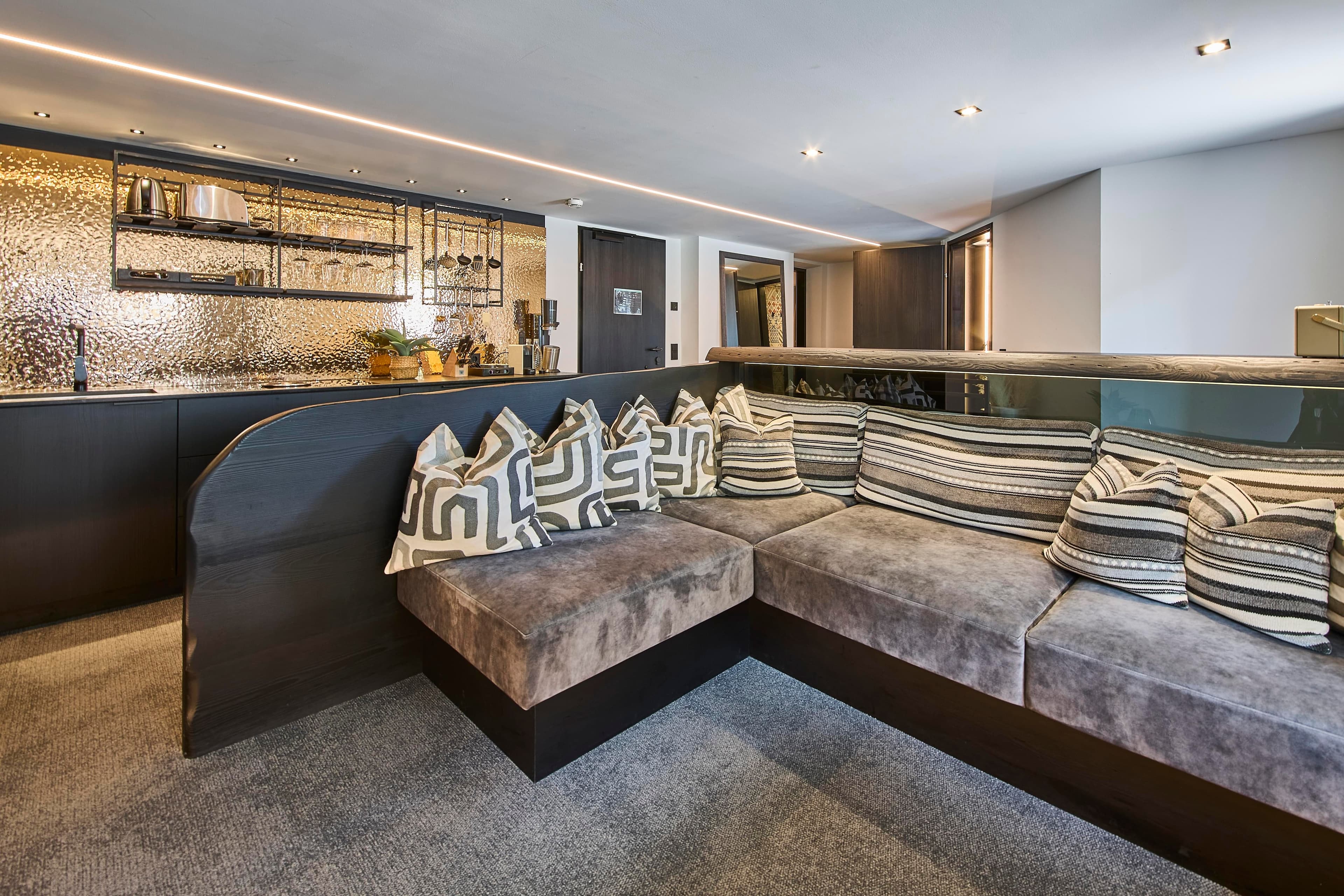 THE POOLHOUSE BOUTIQUE LODGE TOP°1 - 8