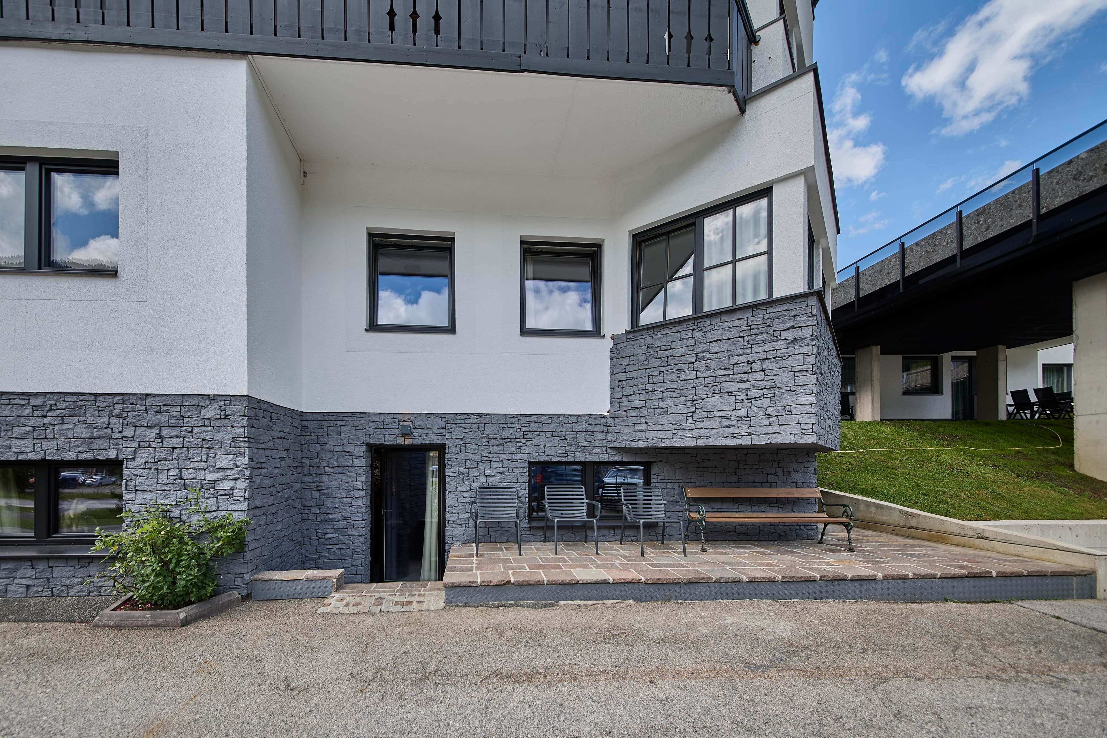 THE POOLHOUSE BOUTIQUE LODGE TOP°1 - 6