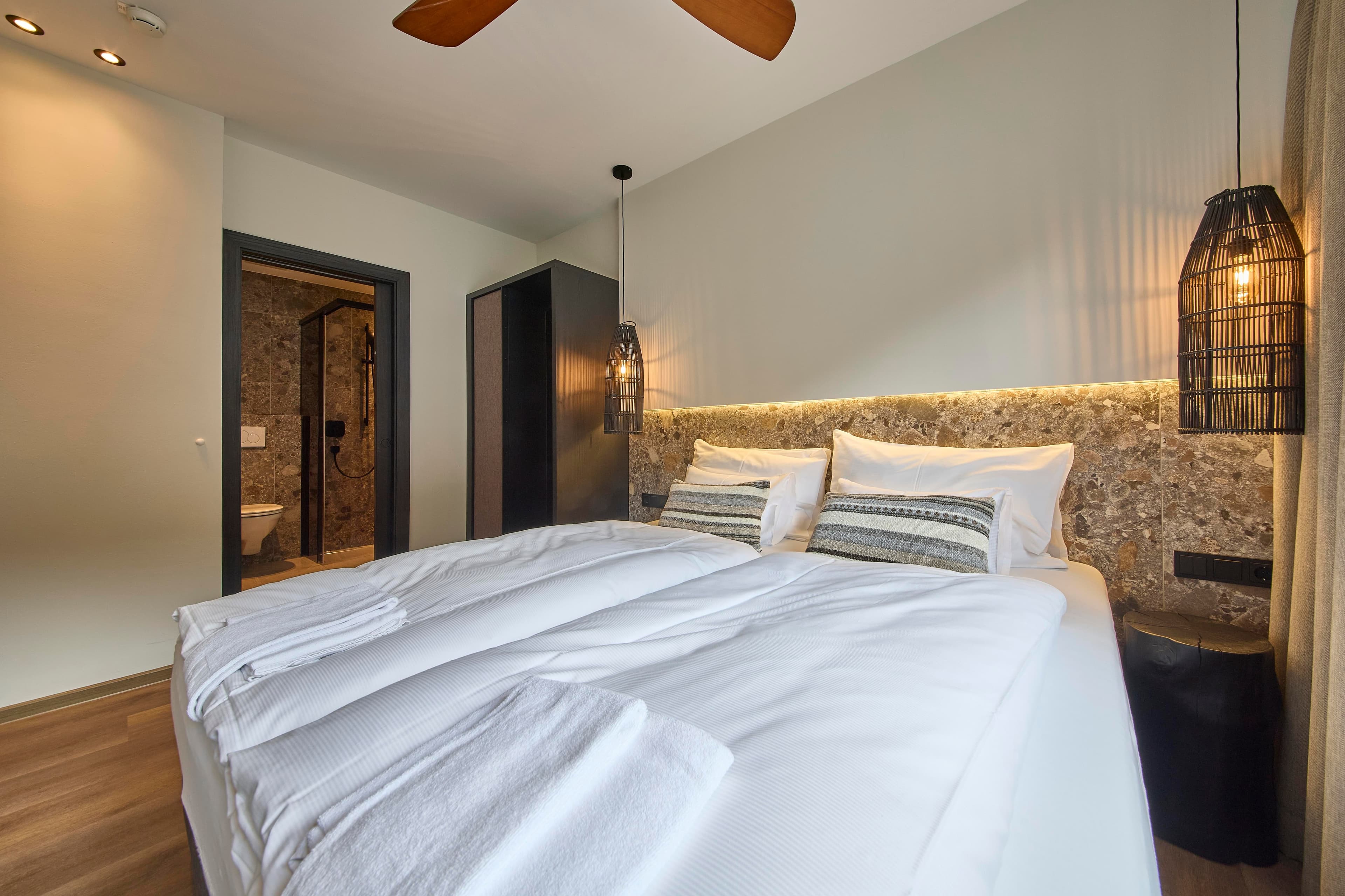 THE POOLHOUSE BOUTIQUE LODGE TOP°2