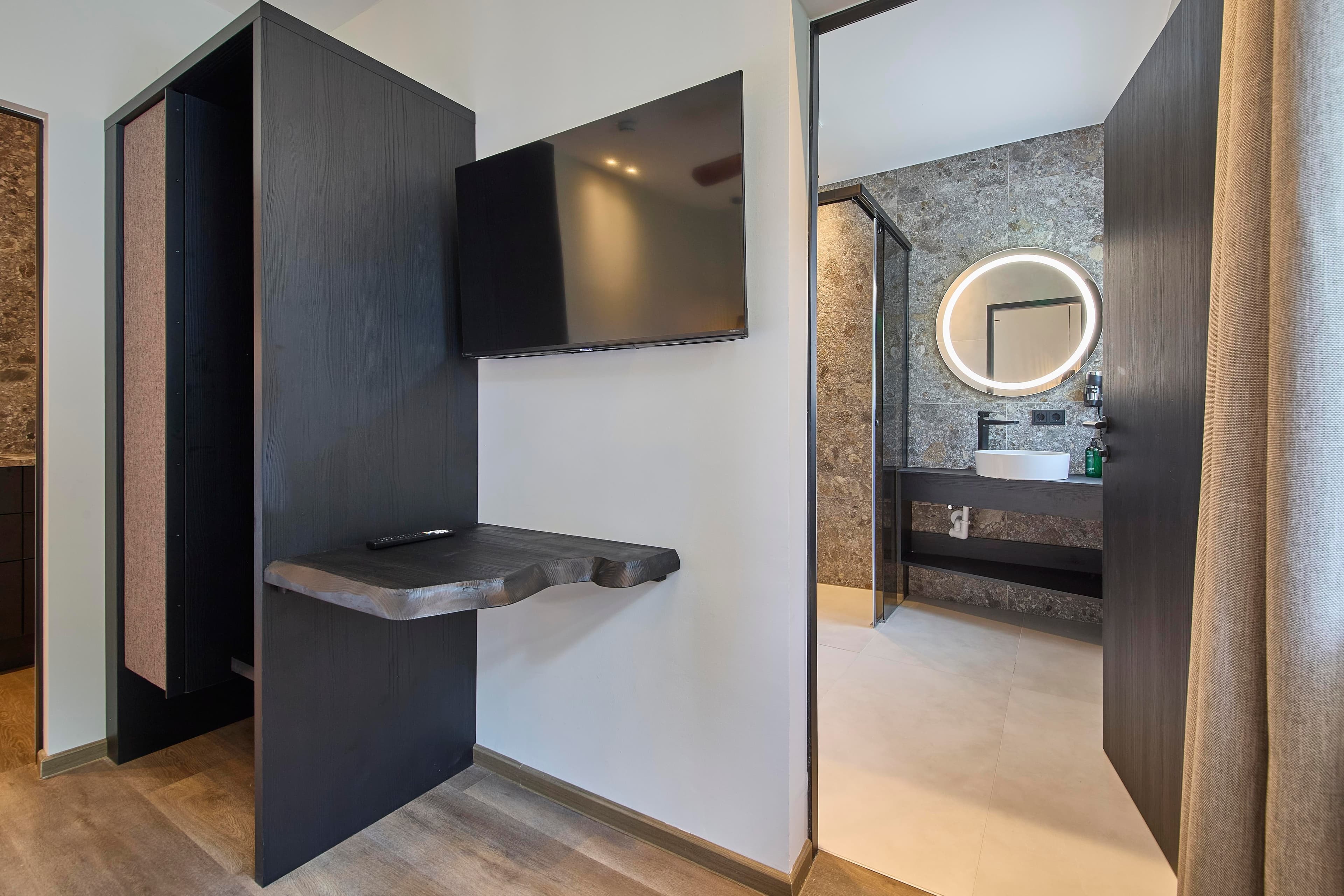 THE POOLHOUSE BOUTIQUE LODGE TOP°2 - 7