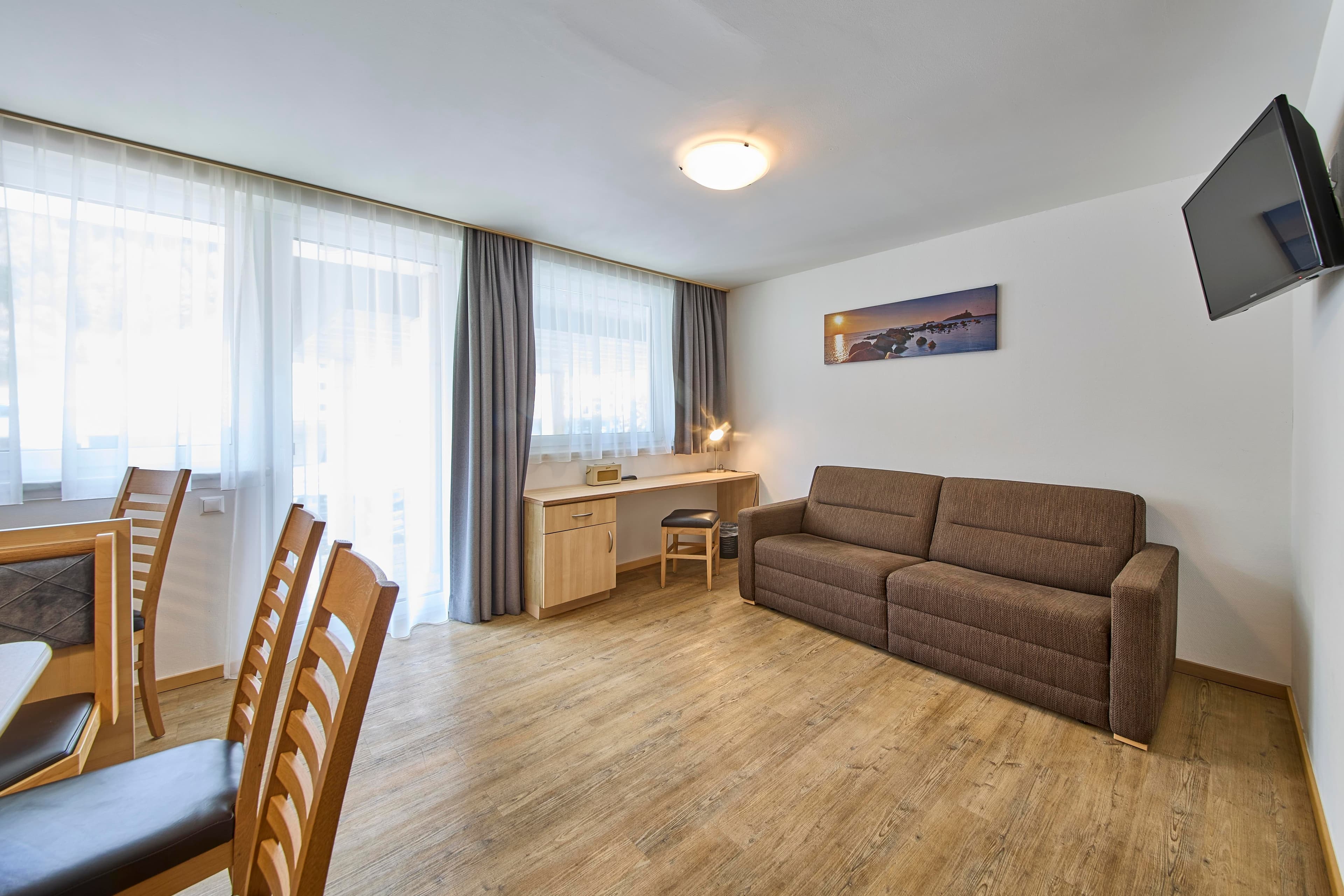 THE POOLHOUSE BOUTIQUE LODGE TOP°10