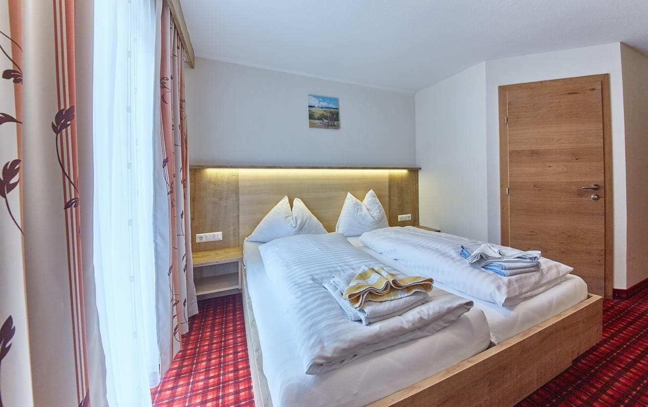 THE POOLHOUSE BOUTIQUE LODGE TOP°7 - 8