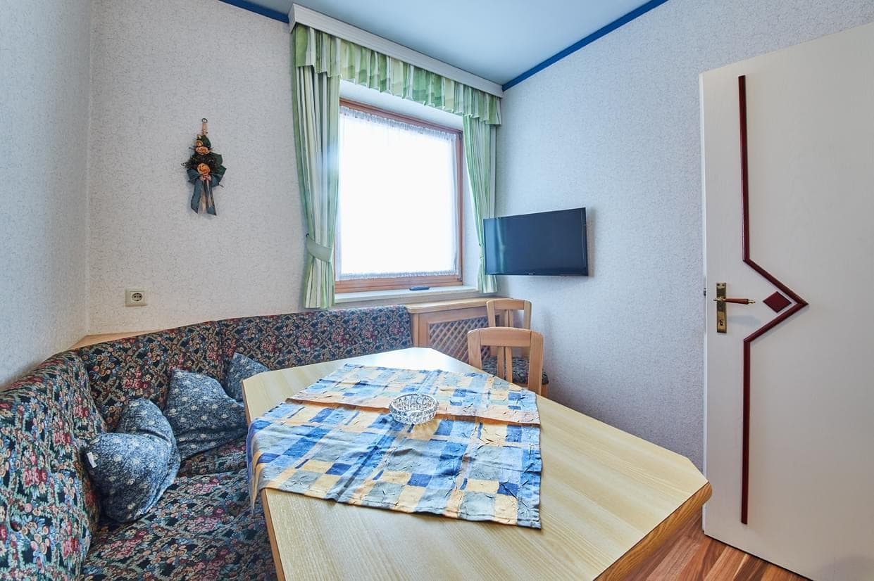 THE POOLHOUSE BOUTIQUE LODGE TOP°6