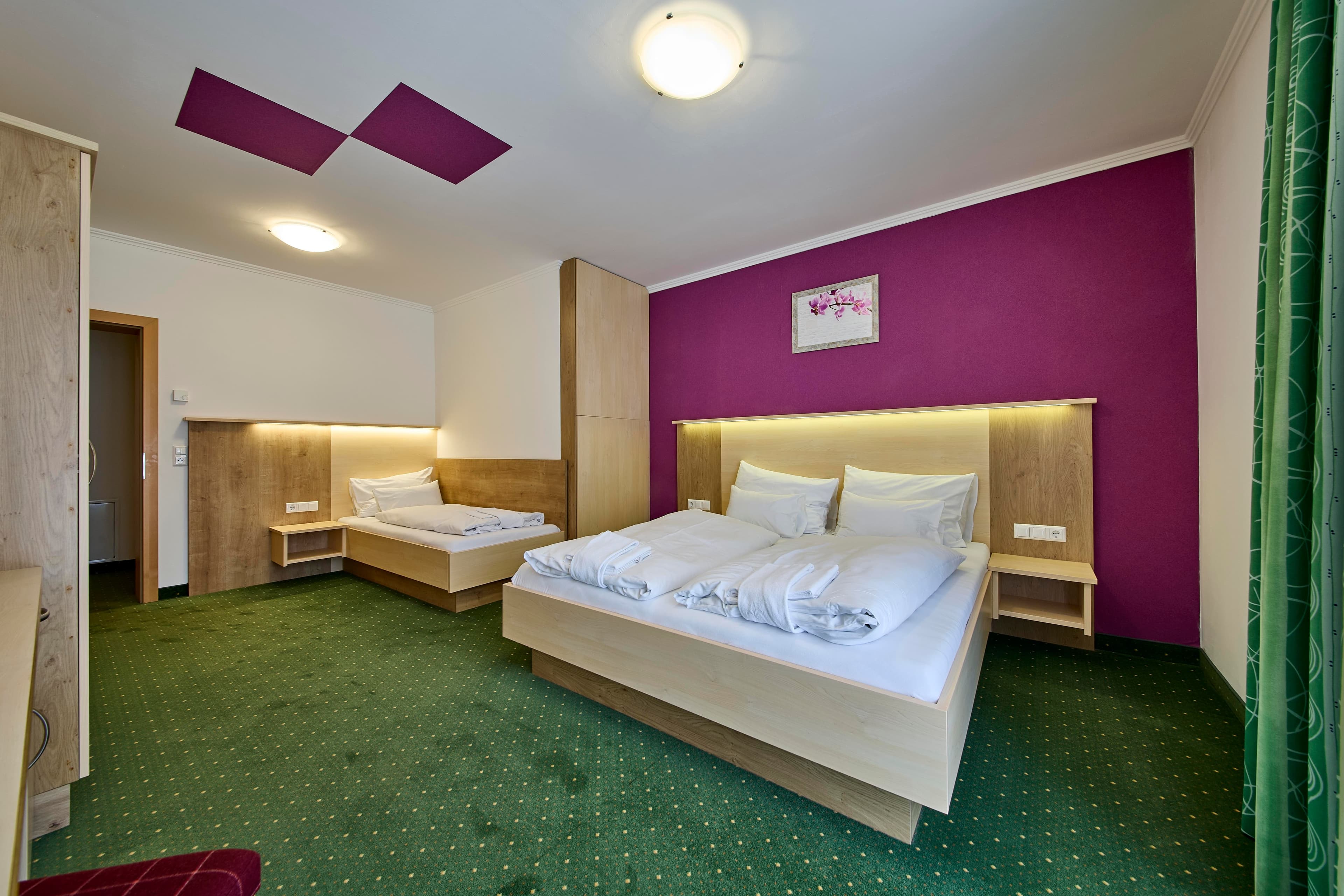 THE POOLHOUSE BOUTIQUE LODGE TOP°11